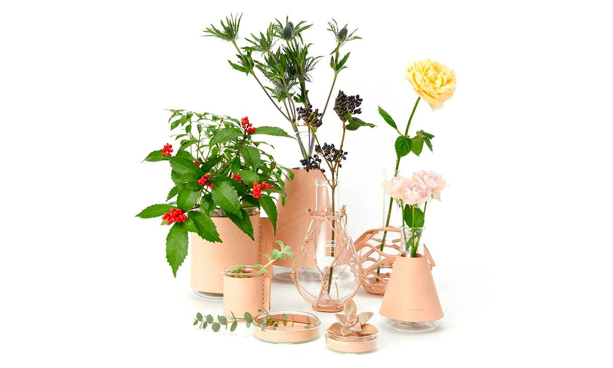 Hender Scheme 推出 「Science Vases」花瓶套装系列