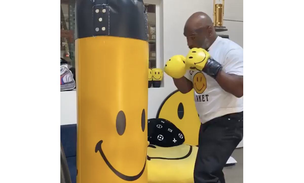 拳王 Mike Tyson 将与 Chinatown Market 推出联名系列
