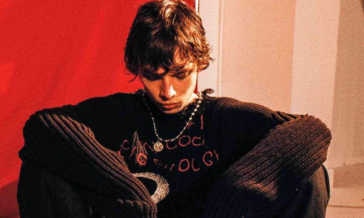 MARGINAL CHARACTERS 2020 秋冬「100Dirty」系列造型 Lookbook 发布