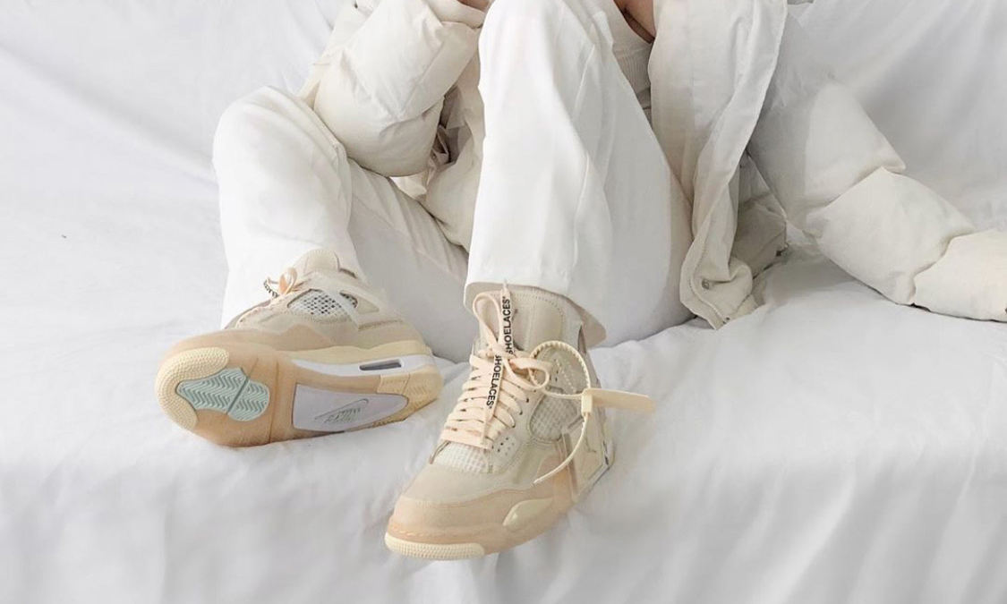 Off-White™ x AJ IV 如何穿出高级感？
