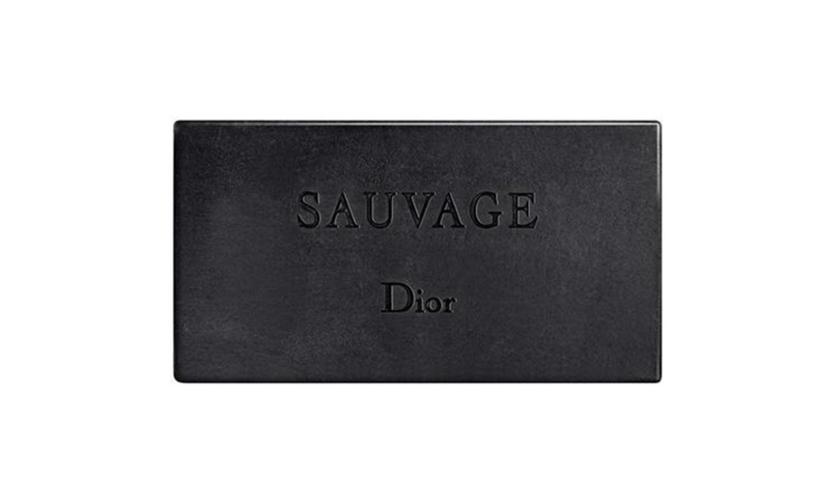 精致生活，DIOR 推出男士系列黑木炭香薰皂