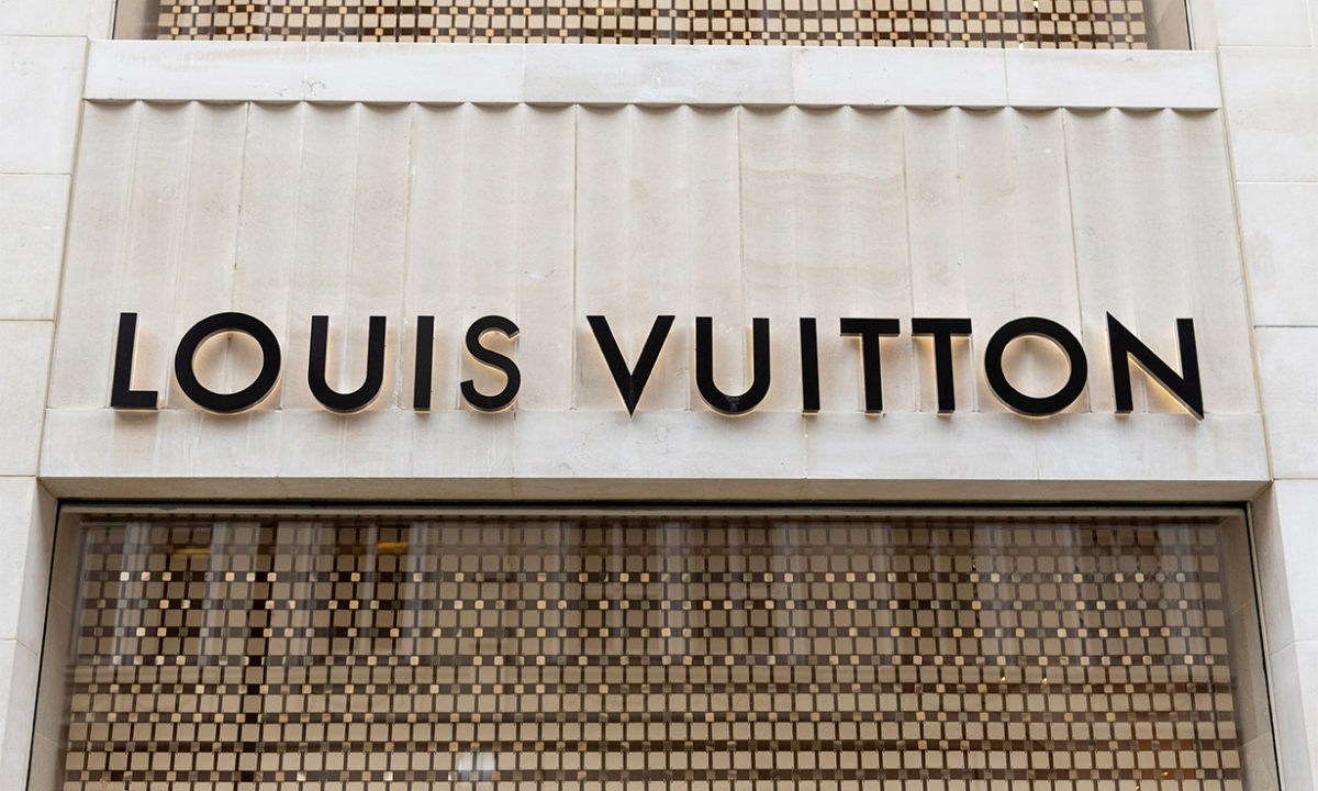 利润暴跌 84 %，LVMH 发布第二季度销售报告