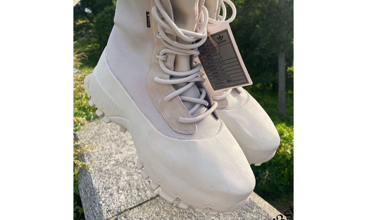 Yeezy 1050「Song Of Ash」配色 Sample 实物近赏