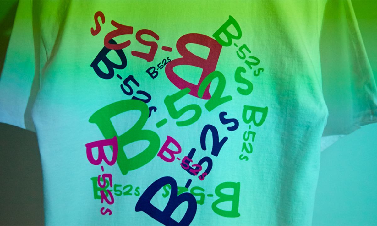 NOAH 与美国新浪潮乐队 The B-52’s 带来全新联名合作