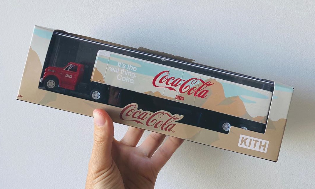 Coca-Cola x KITH 全新合作系列推出玩具卡车周边