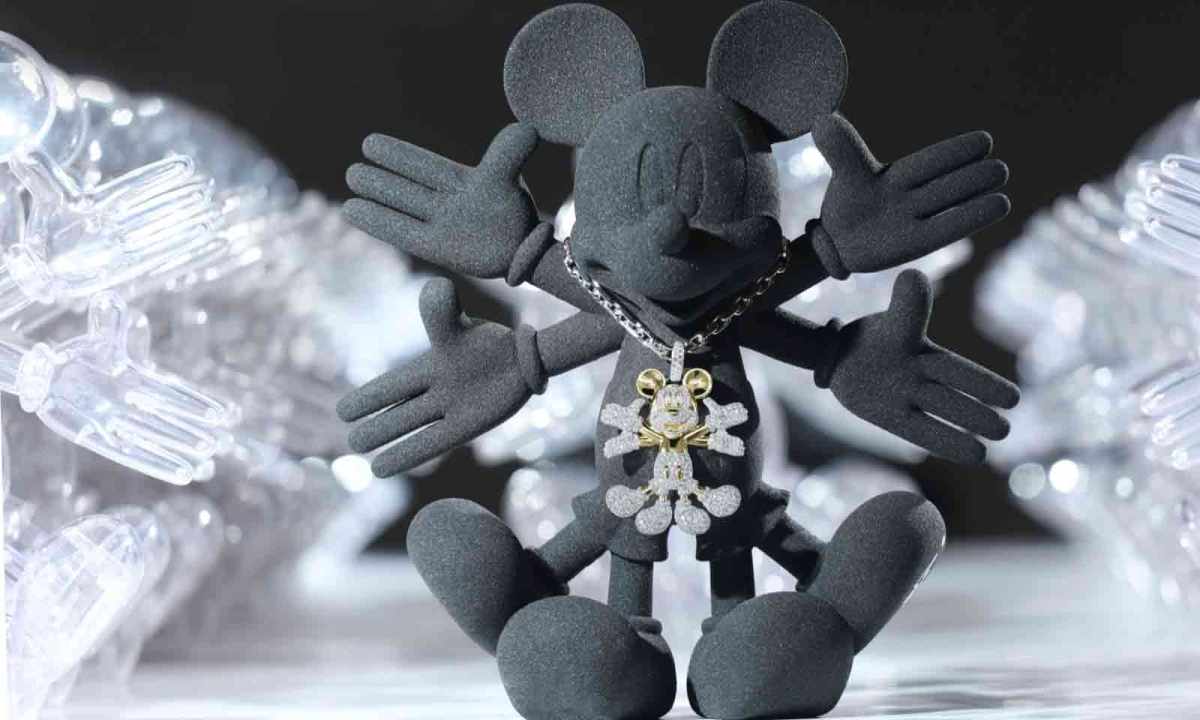 POP INFINITY 联名项目「Snow Angel Mickey」本月最终系列发售敲定