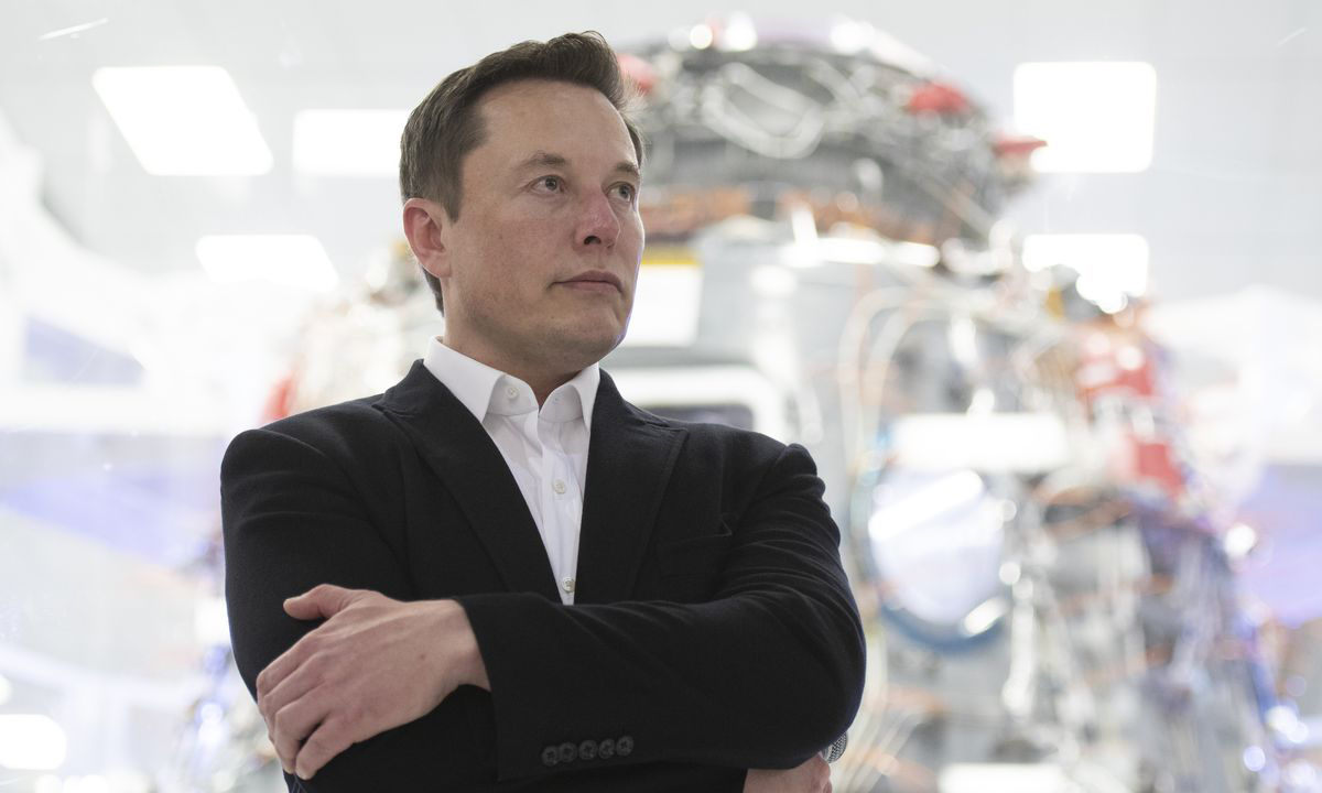 Elon Musk 成为第四位千亿美元富豪