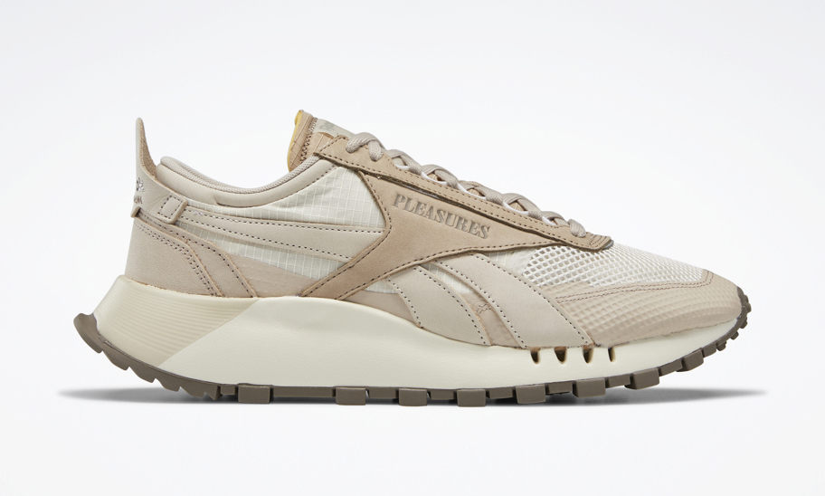 PLEASURES x Reebok Classic Leather Legacy 联名正式亮相