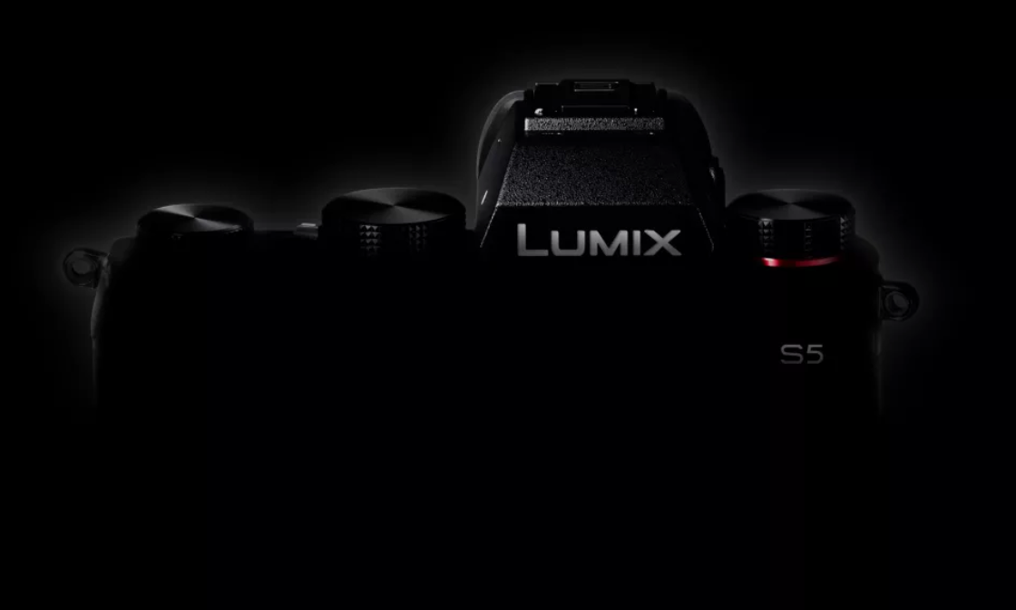 松下全画幅无反新机 Lumix S5 确认即将登场