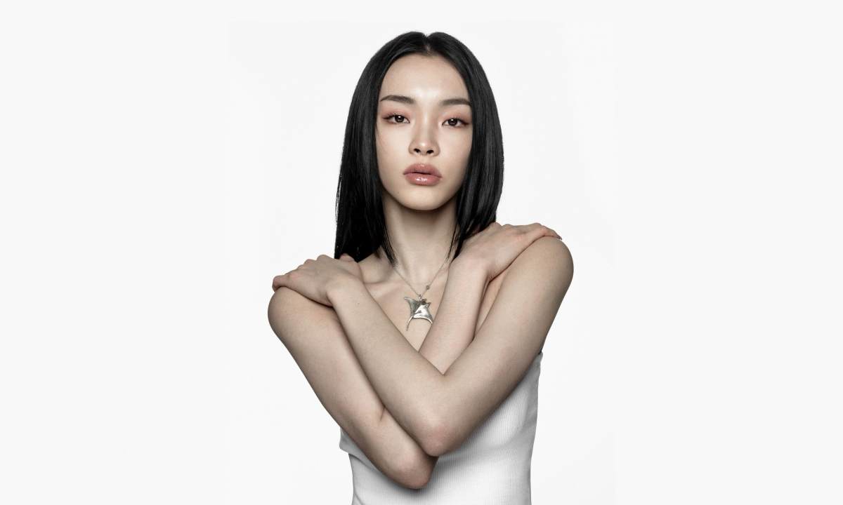 以魔鬼鱼为灵感，LEXIE LIU x COLLEC「META EGO」首饰系列释出