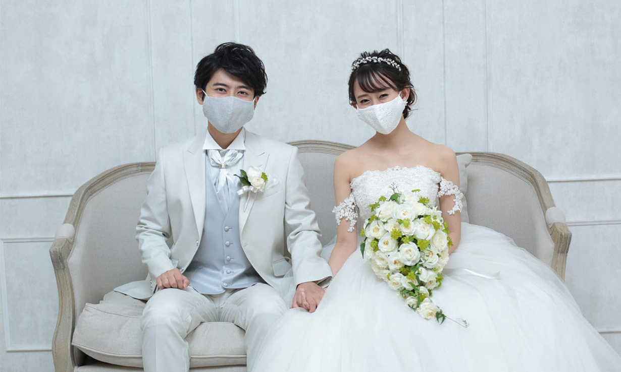 如何兼顾美感与抗疫？日本品牌 ESCRIT 推出婚礼专用口罩