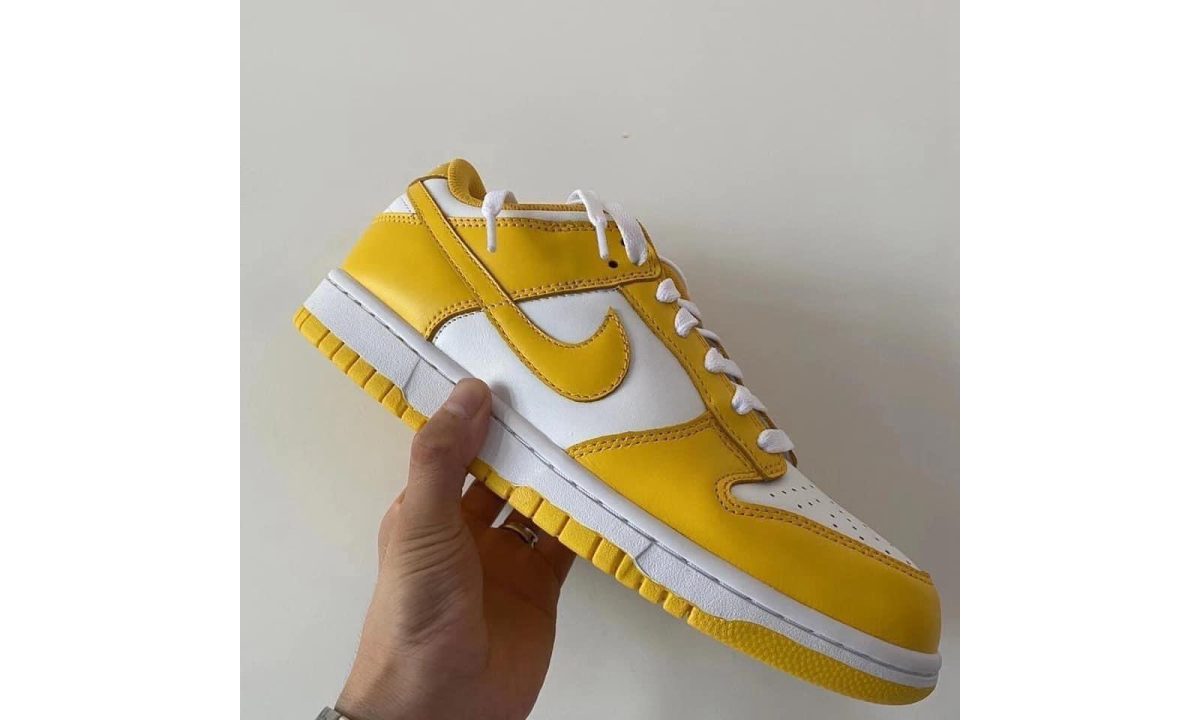 Nike Dunk Low 新配色「Laser Orange」实物近赏