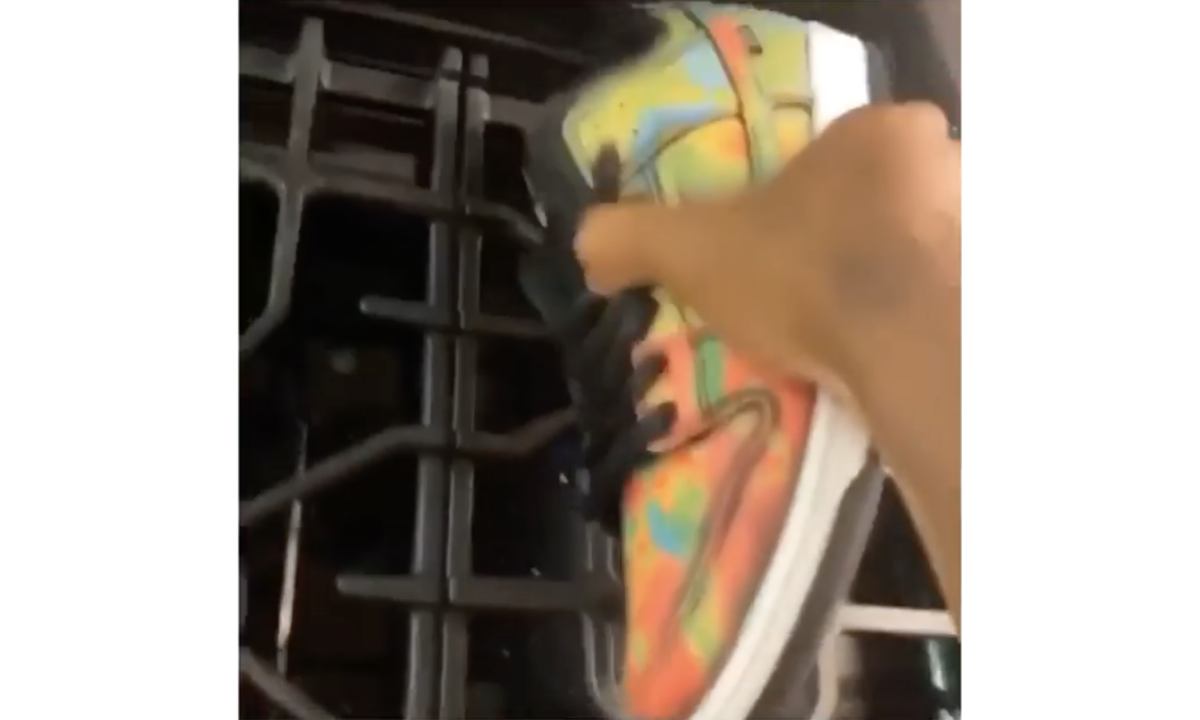 Civilist Berlin x Nike SB Dunk Low 变色视频来了