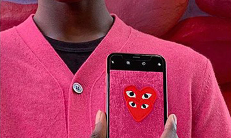 COMME des GARÇONS PLAY 发布全新「Family Guys」系列