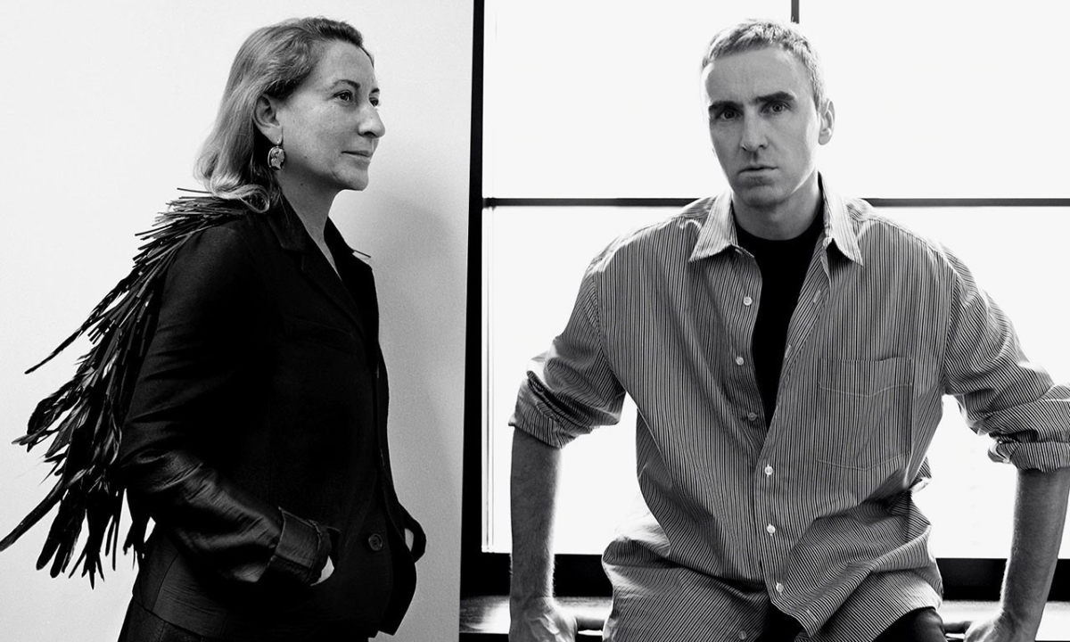 可在官网留言向 Raf Simons 提问，PRADA 2021 春夏大秀即将上演