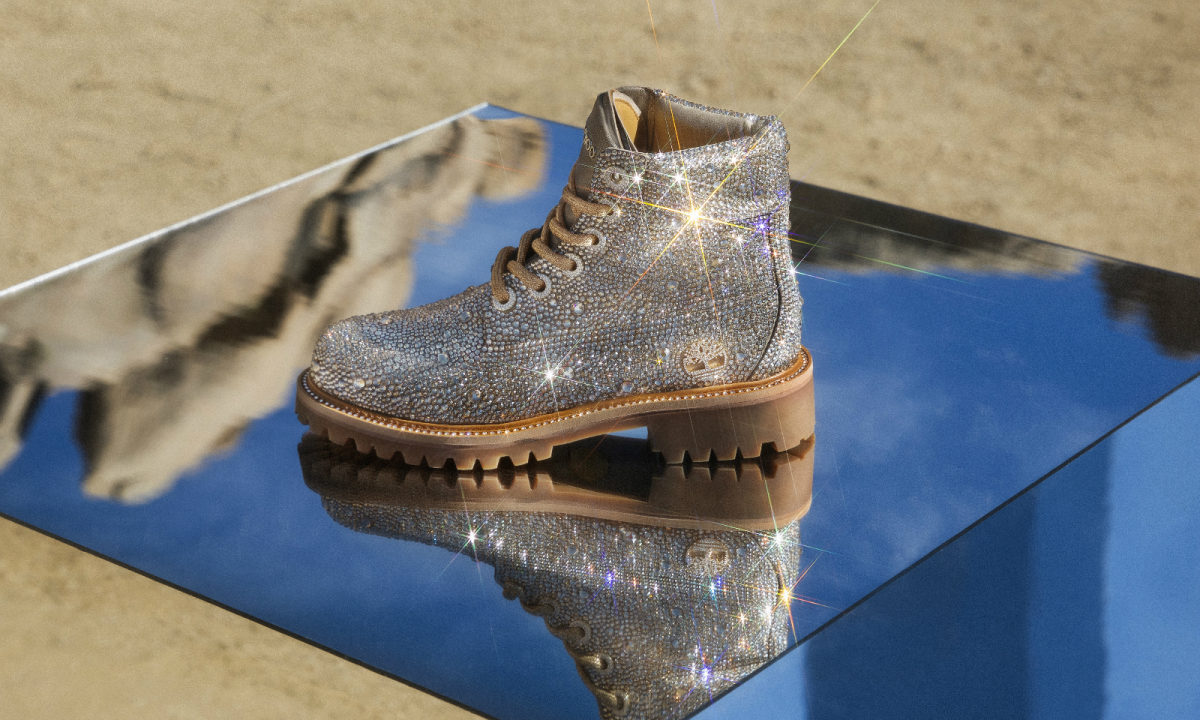 JIMMY CHOO 携手 TIMBERLAND 发布全新联名限量系列