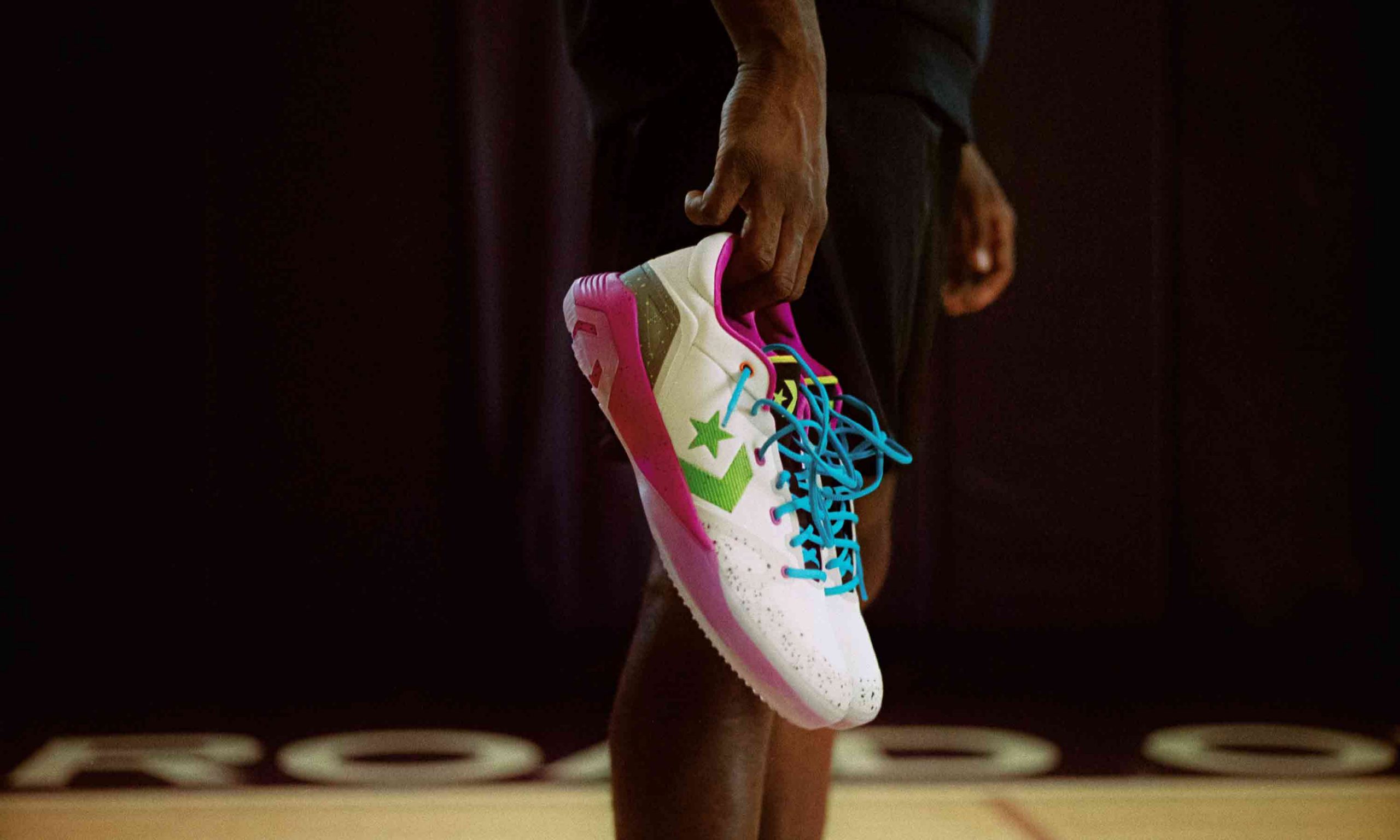 CONVERSE 全新推出 Graffiti 篮球鞋系列