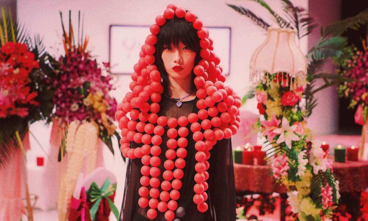 「再见,稻田」，YUEQI QI 2021 春夏秀场回顾