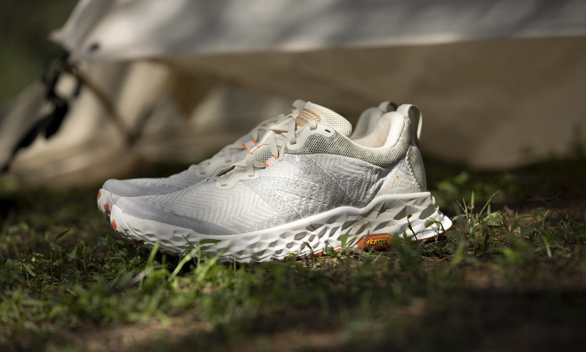 以户外露营为灵感推出 3 款配色，New Balance 释出全新 Fresh Foam X HIERRO v6 越野跑鞋