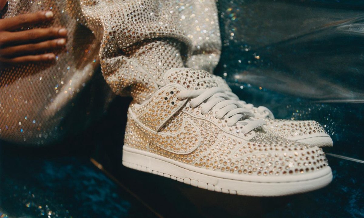 Swarovski x CPFM x Nike Dunk Low 三方联名发售日期确定
