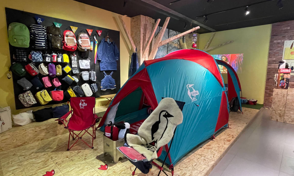 为庆祝圣诞新年，CHUMS 举办限时 Pop-up Store