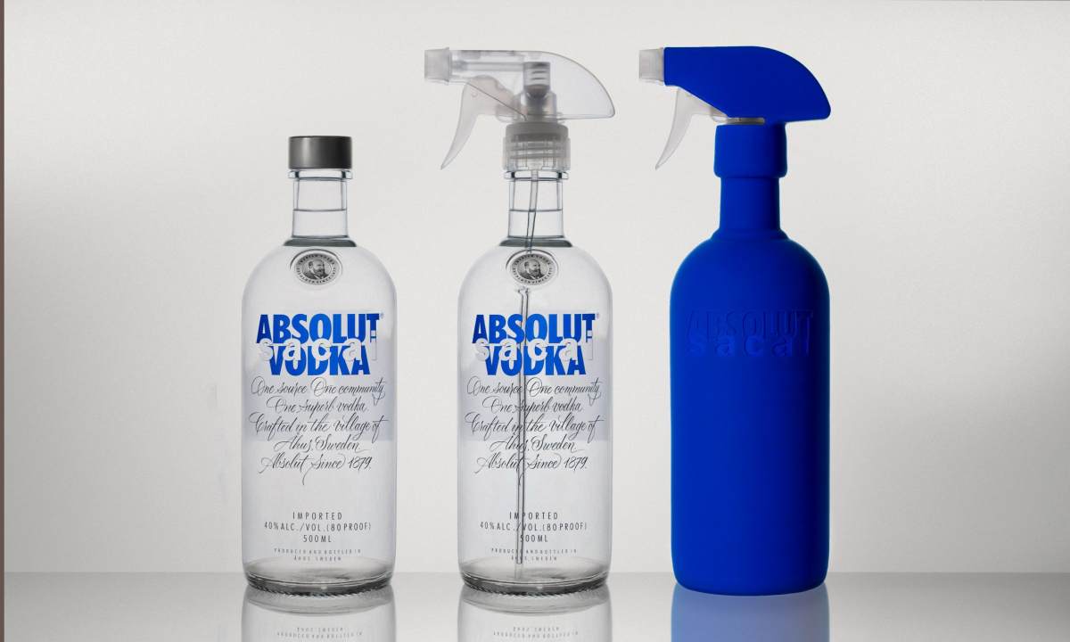 拥有「sacai 味道」的 ABSOLUT.® Vodka，是什么样的？