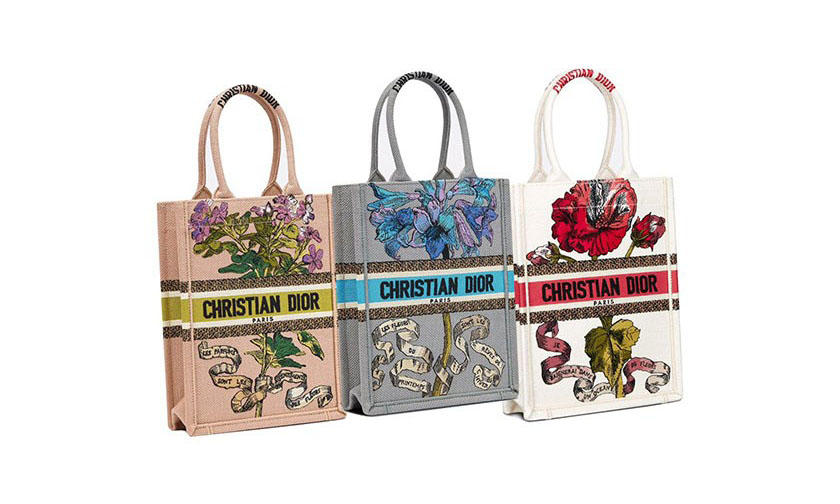 展现典雅气质，DIOR 经典 Book Tote 推出三款新花色