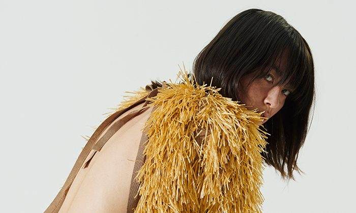 亦刚亦柔，TOGA PULLA 2021 春夏系列正式登场