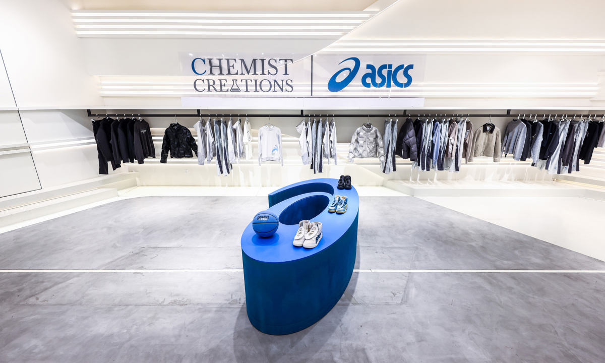 ASICS 与 Chemist Creations 再度携手，化学高校联名系列首发现场直击