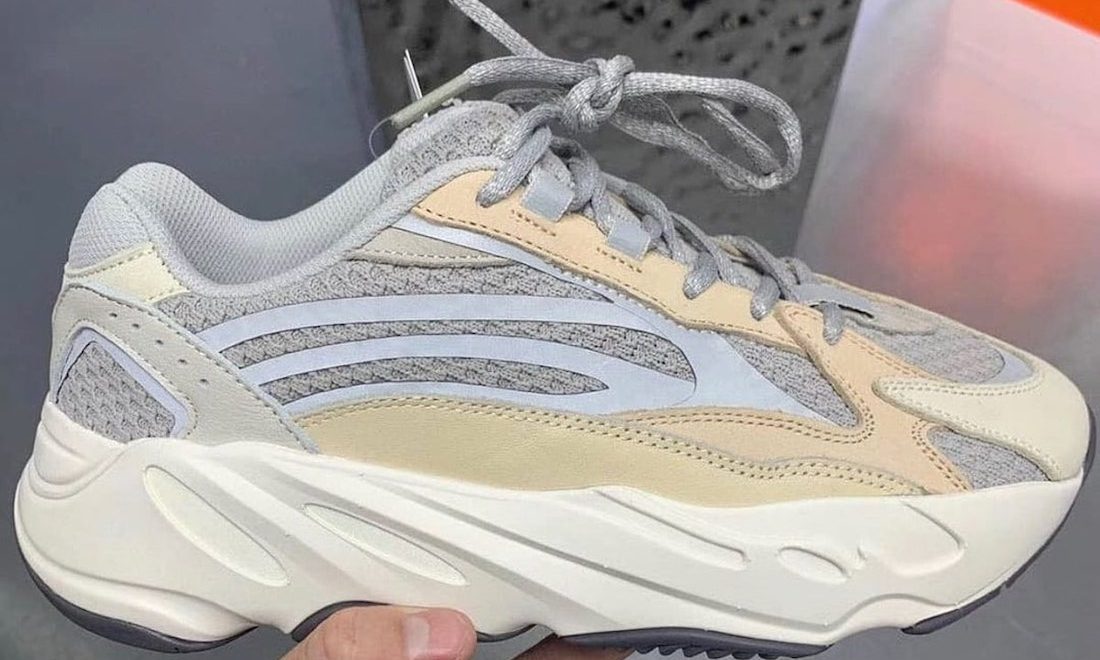 adidas Yeezy Boost 700 V2 「Cream」实物曝光