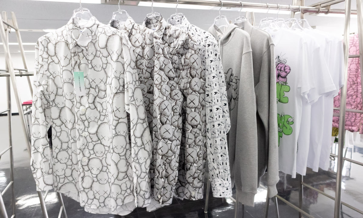 COMME des GARÇONS SHIRT x KAWS 胶囊系列预览