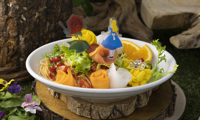 《爱丽丝梦游仙境》特别咖啡馆于日本限时开业