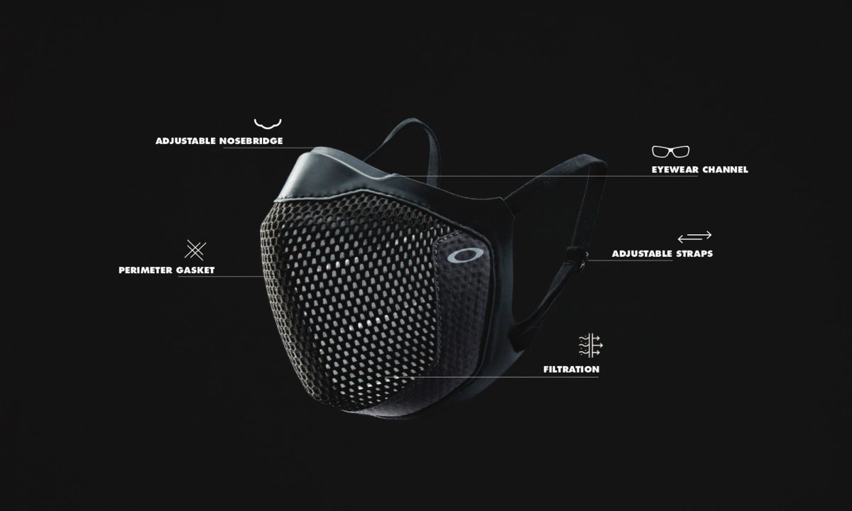 OAKLEY 发布全新「防起雾」口罩