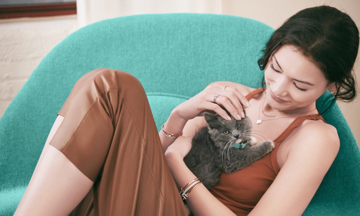 Tiffany & Co. 于线上独家推出 Tiffany T Smile 新年限量款项链