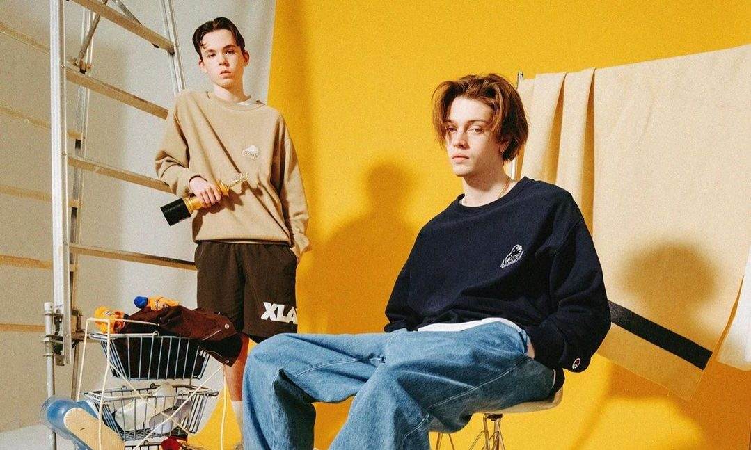 质感上乘，XLARGE x Champion 联名系列即将登场