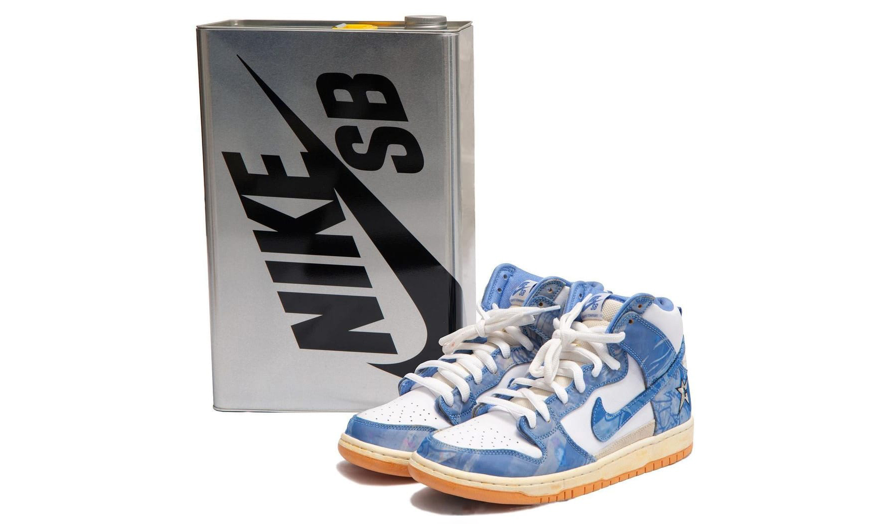 Carpet Company x Nike SB Dunk High 特殊鞋盒版本开启抽签