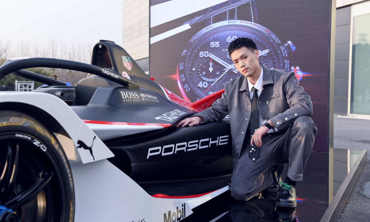 TAG Heuer 携手 Porsche 宣布合作