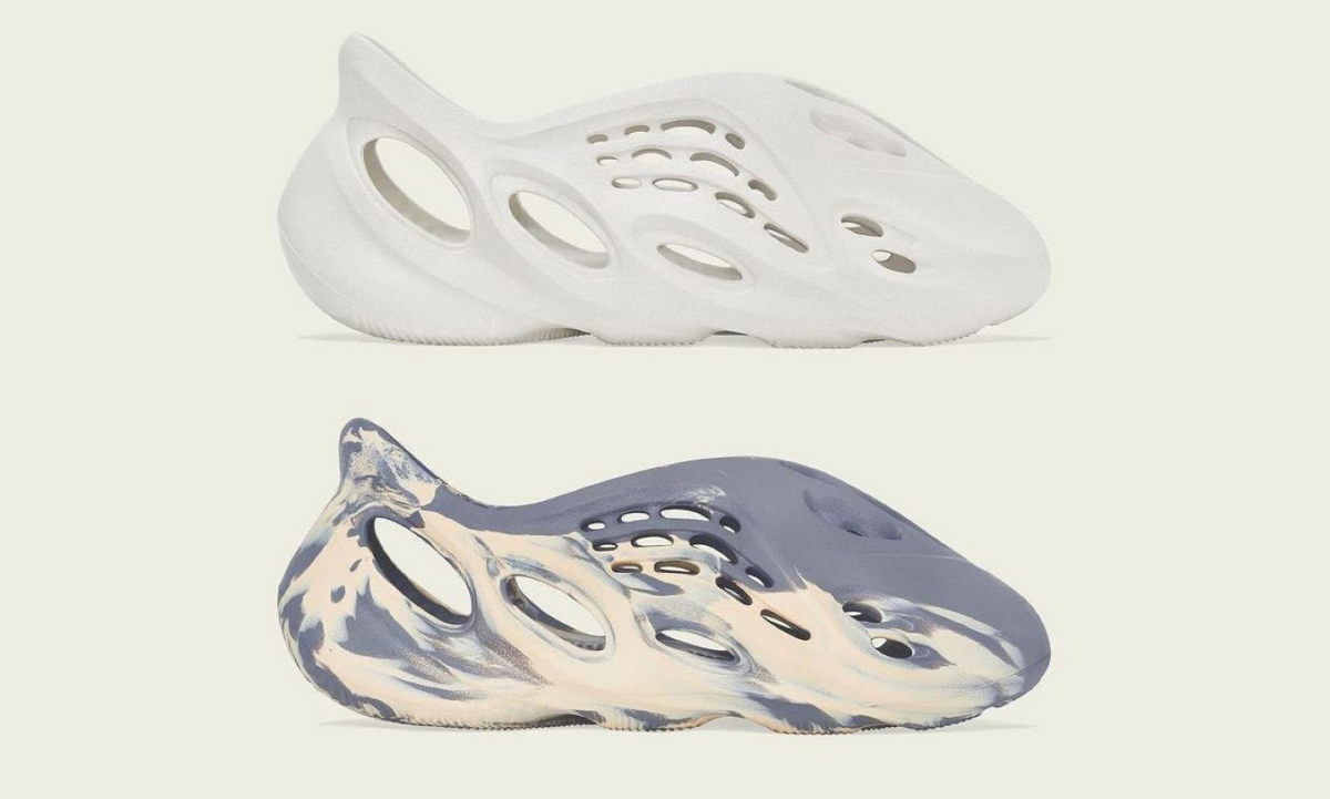 Yeezy Foam Runner「SAND」&「MXT MOON GRAY」即将登场