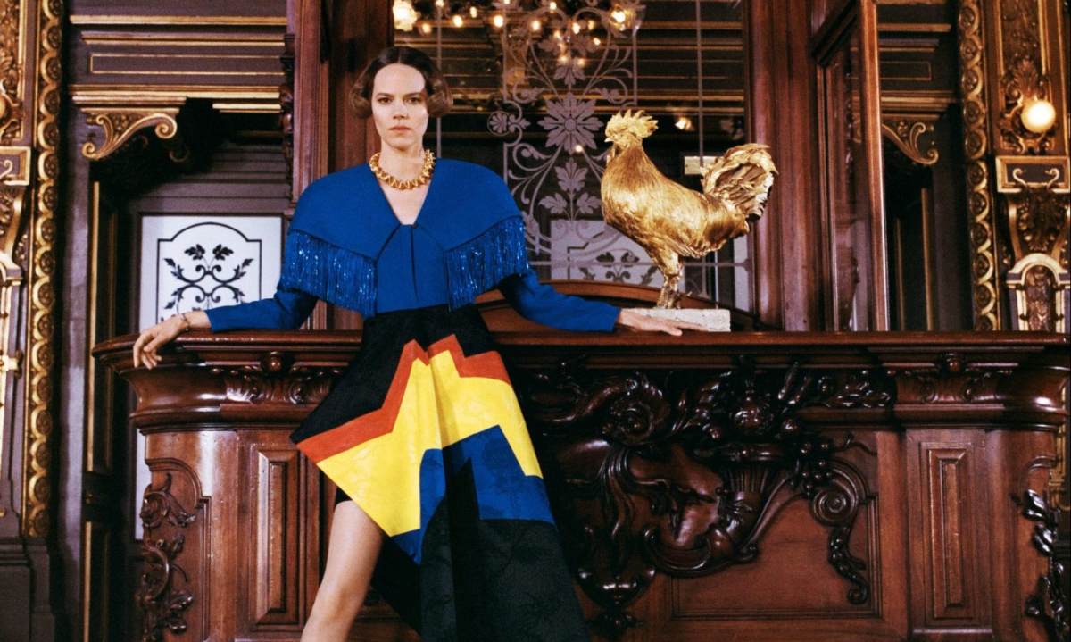 展示态度型格，LOEWE 2021 秋冬成衣系列亮相