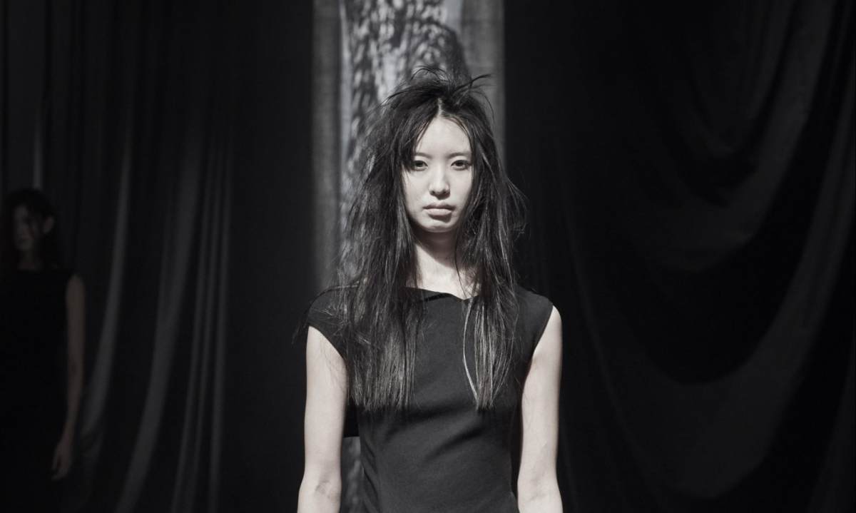 暗黑延续，Yohji Yamamoto 2021 秋冬成衣系列正式发布