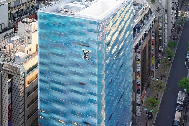 LOUIS VUITTON 东京银座旗舰店重新开张