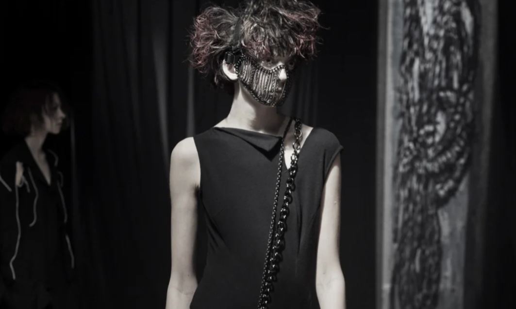 山本耀司发布 Yohji Yamamoto by RIEFE 珠宝系列