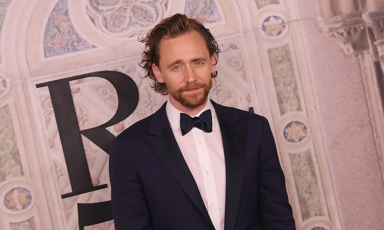 Tom Hiddleston 确认出演 Apple TV+ 剧集《艾塞克斯之蛇》