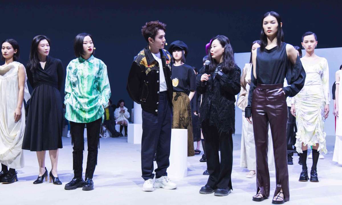 将李佳琦直播间「搬入秀场」，LABELHOOD 蕾虎赋能中国时装品牌