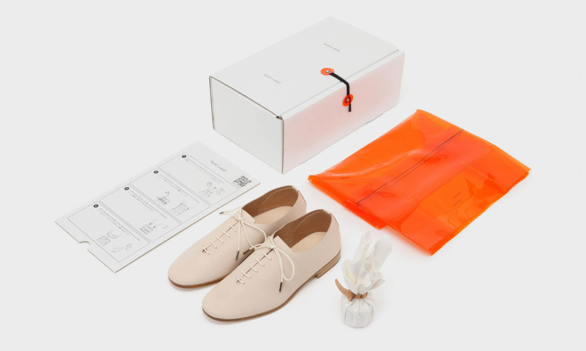 塑造贴合着用感，Hender Scheme 带来 Foot Cast 系列鞋款