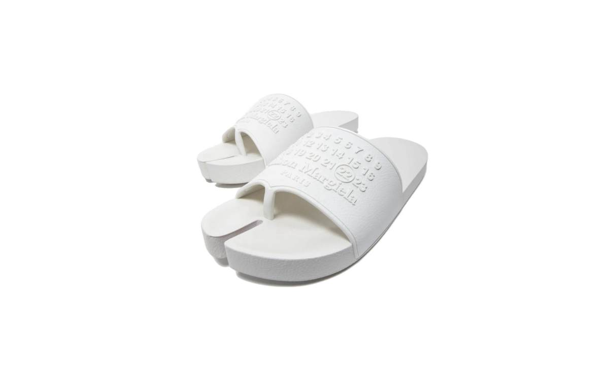 Maison Margiela 推出 ADELAIDE 限定款 Tabi Slide
