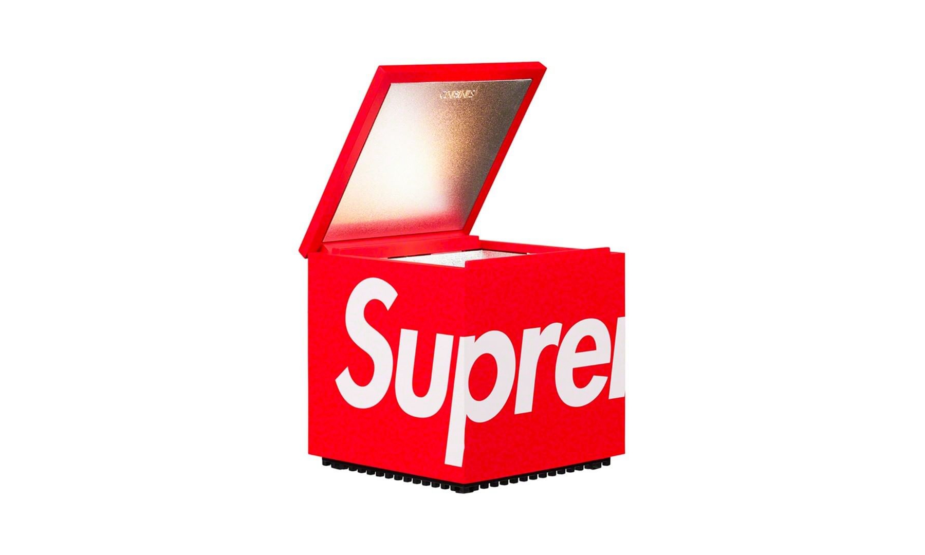Supreme x Cini & Nils 联名床头灯将于本周发售