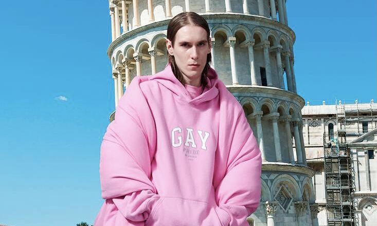 BALENCIAGA 推出全新 PRIDE 胶囊系列