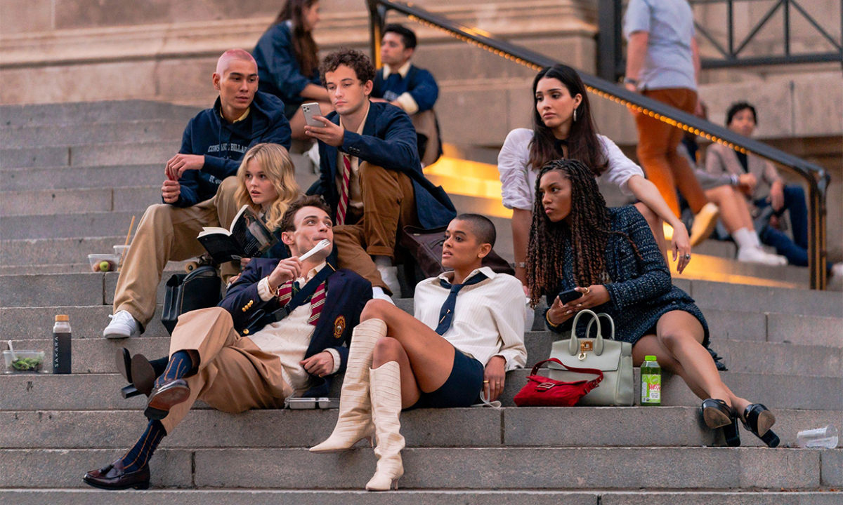 聚焦于前篇故事 8 年后纽约，新版《Gossip Girl》即将开播