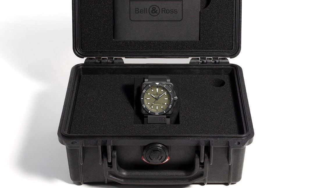 Bell & Ross 推出限量潜水腕表